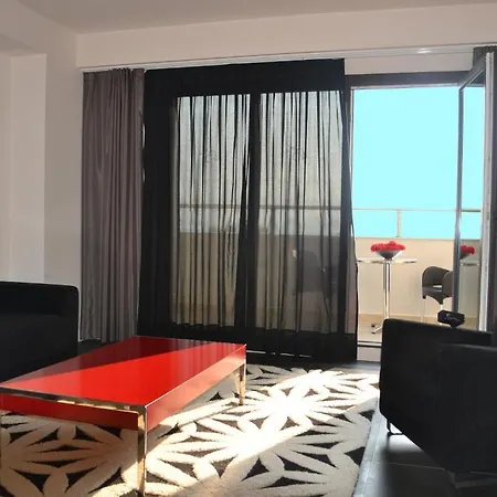 Daniya Hotel